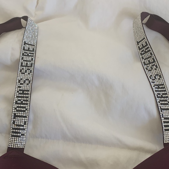 Victoria Secret push up bra. Size 36D - Picture 2 of 7